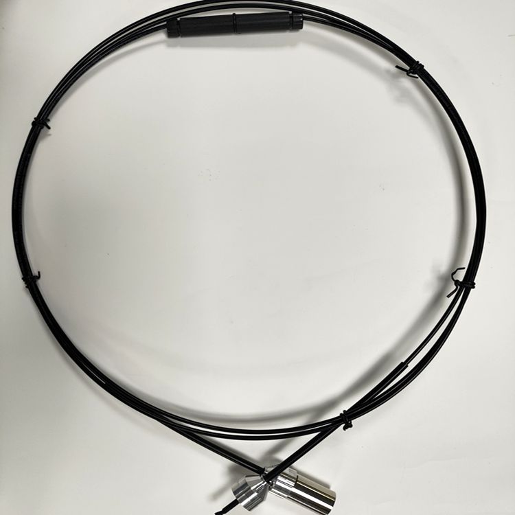 主图special connector with 1500um3m