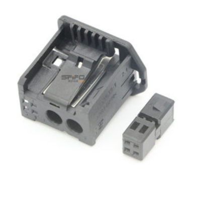 1355639 connector